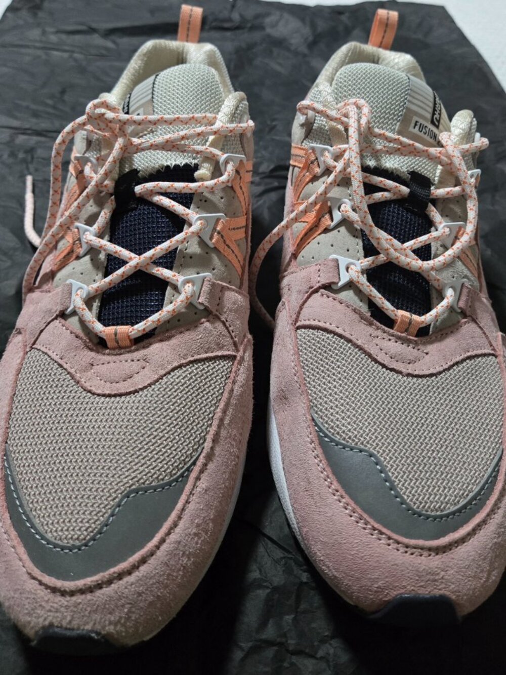 Karhu Fusion 2.0 Pink Suede Mesh Sneakers Unisex Athletic Shoes EUC - Picture 4 of 9